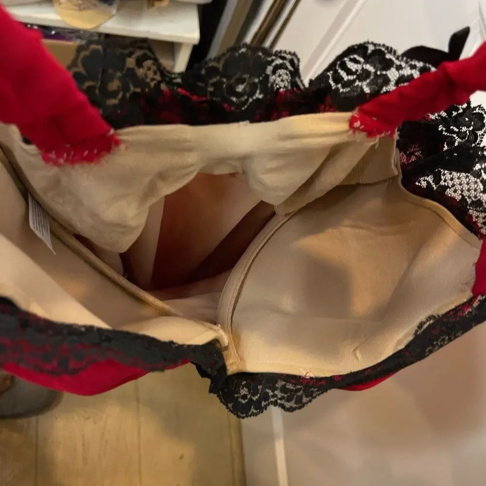 Spanx Bra Women's 32D Red Boudoir Red Negligée Lingerie